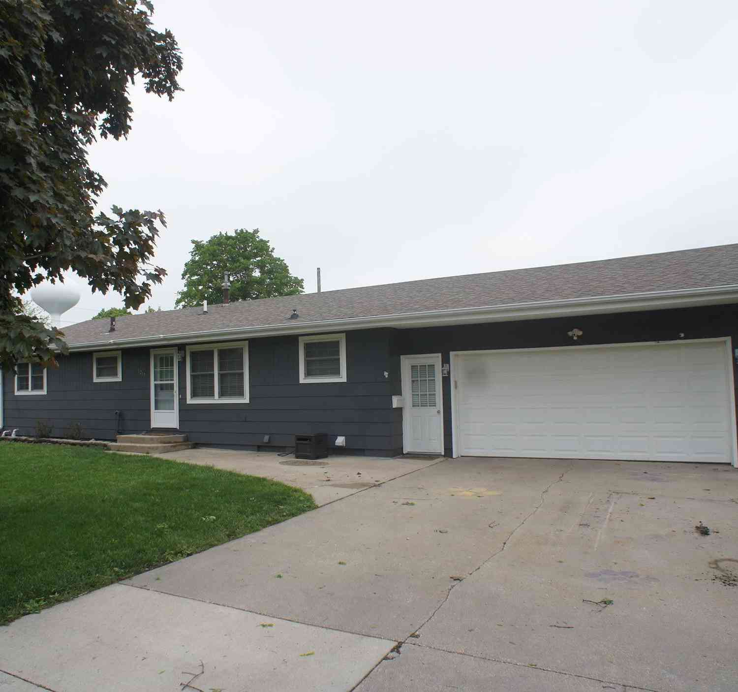 Homes For Sale - 1217 Nancy Lane<br/> Hamilton County, Webster City, IA 50595