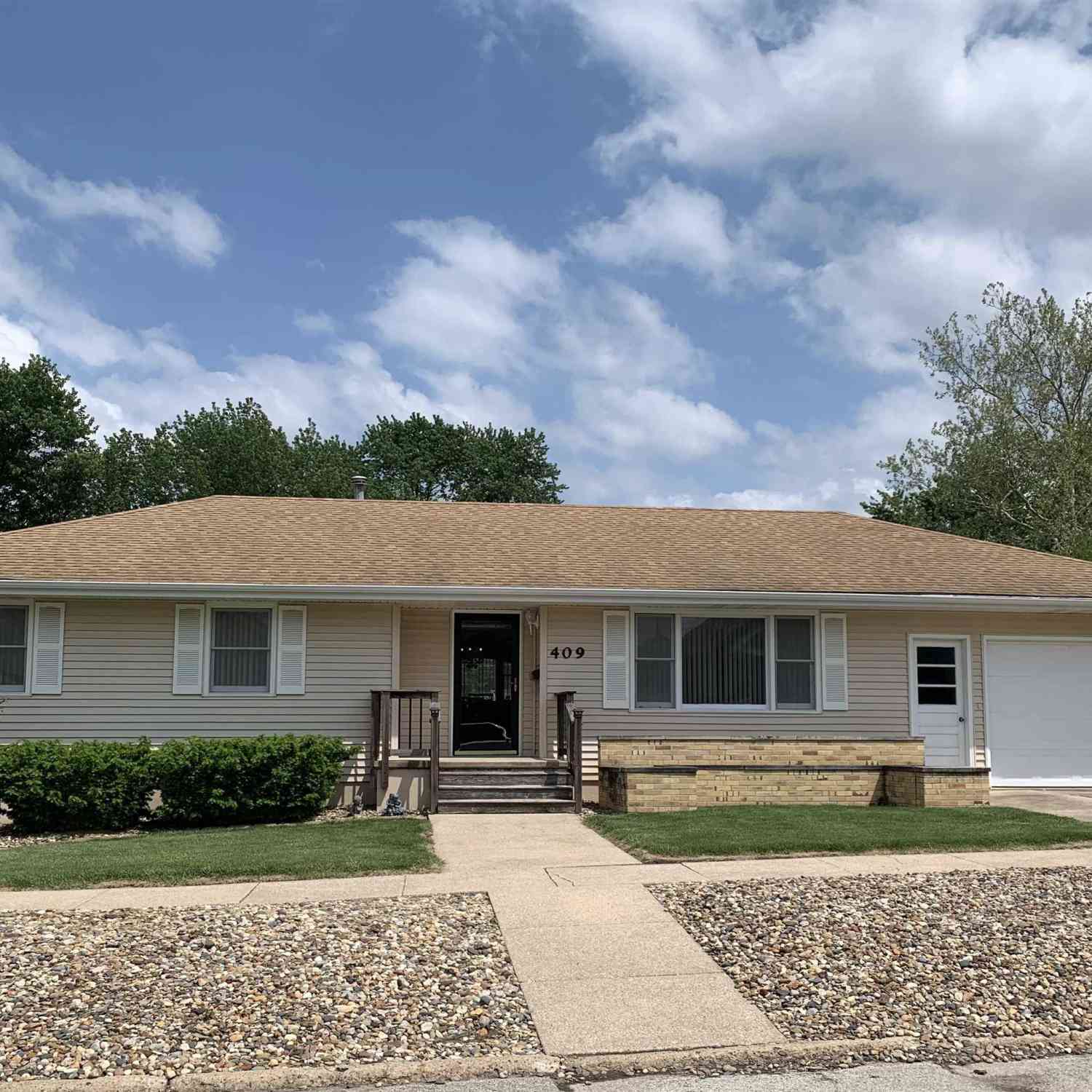 Homes For Sale - 409 N Birch Street<br/> Union County, Creston, IA 50801