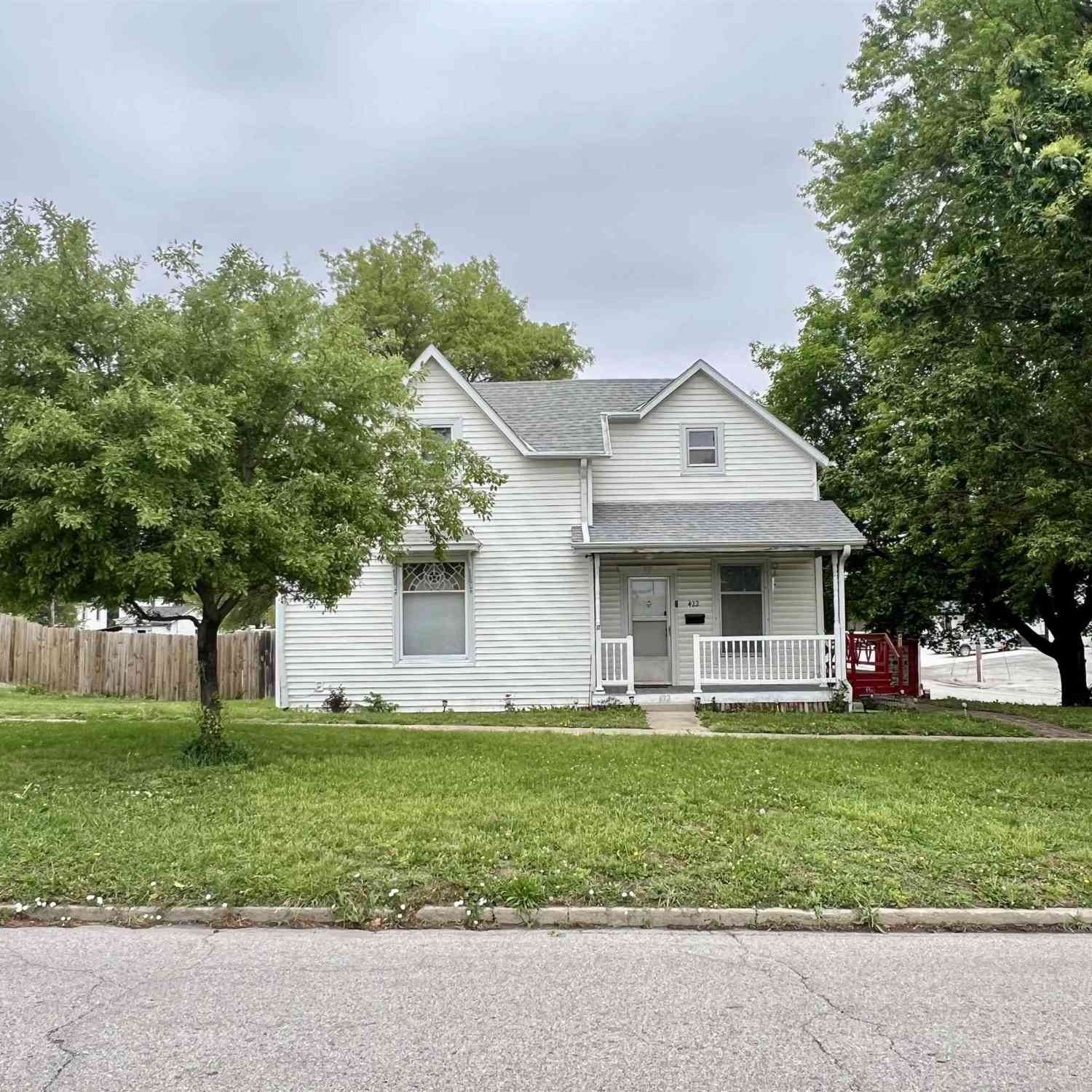 Homes For Sale - 422 E Main Streets<br/> Page County, Clarinda, IA 51632