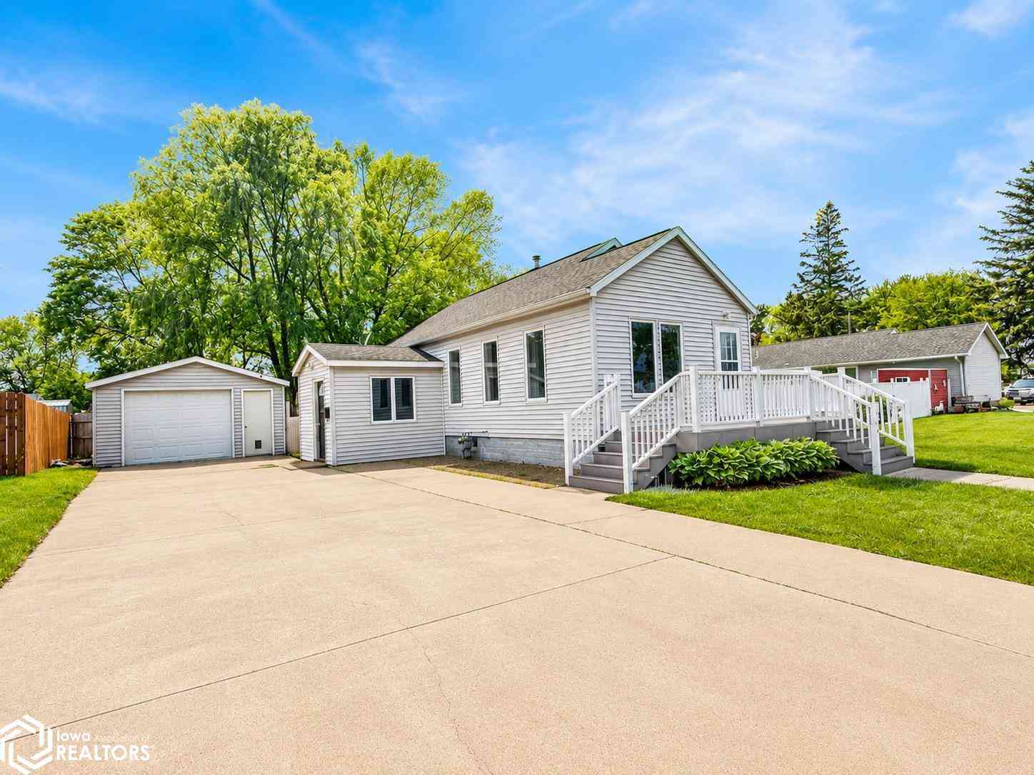 Homes For Sale - 106 N 14th Street<br/> Northwood, IA 50459