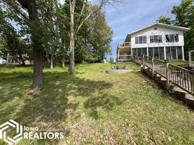 Homes For Sale - 3011 E Lakeshore Drive<br/> Brooklyn, IA 52211