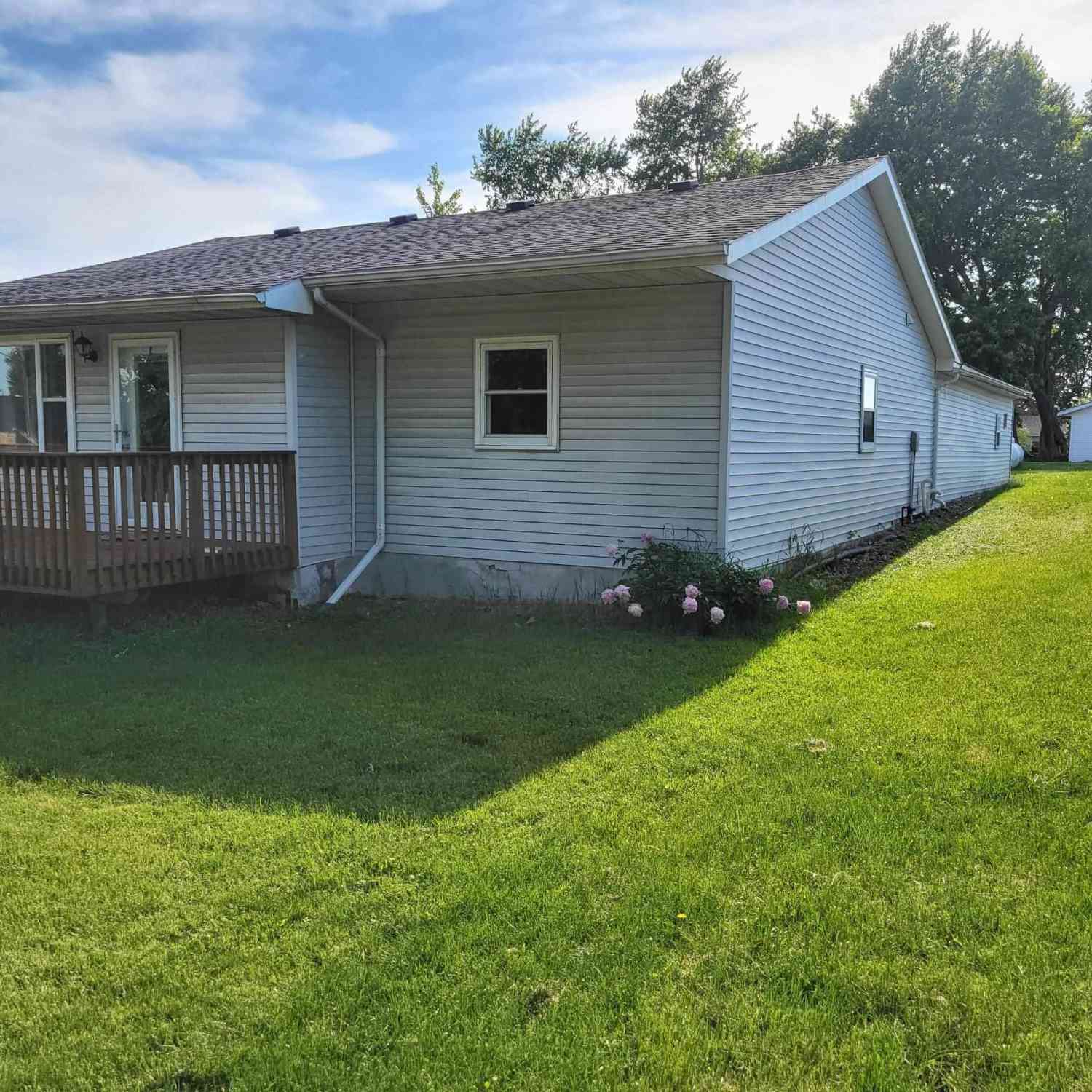 Homes For Sale - 307 S Main Street<br/> Marshall County, Laurel, IA 50141