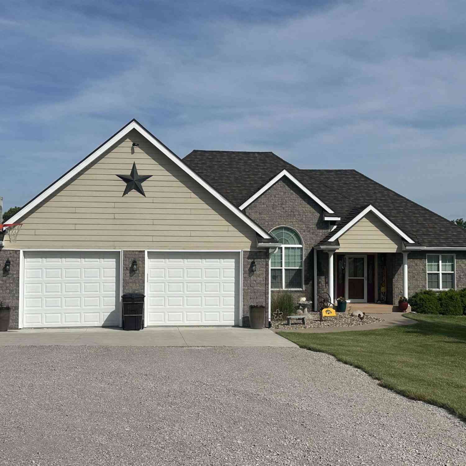 Homes For Sale - 17407 200th Avenue<br/> Centerville, IA 52544