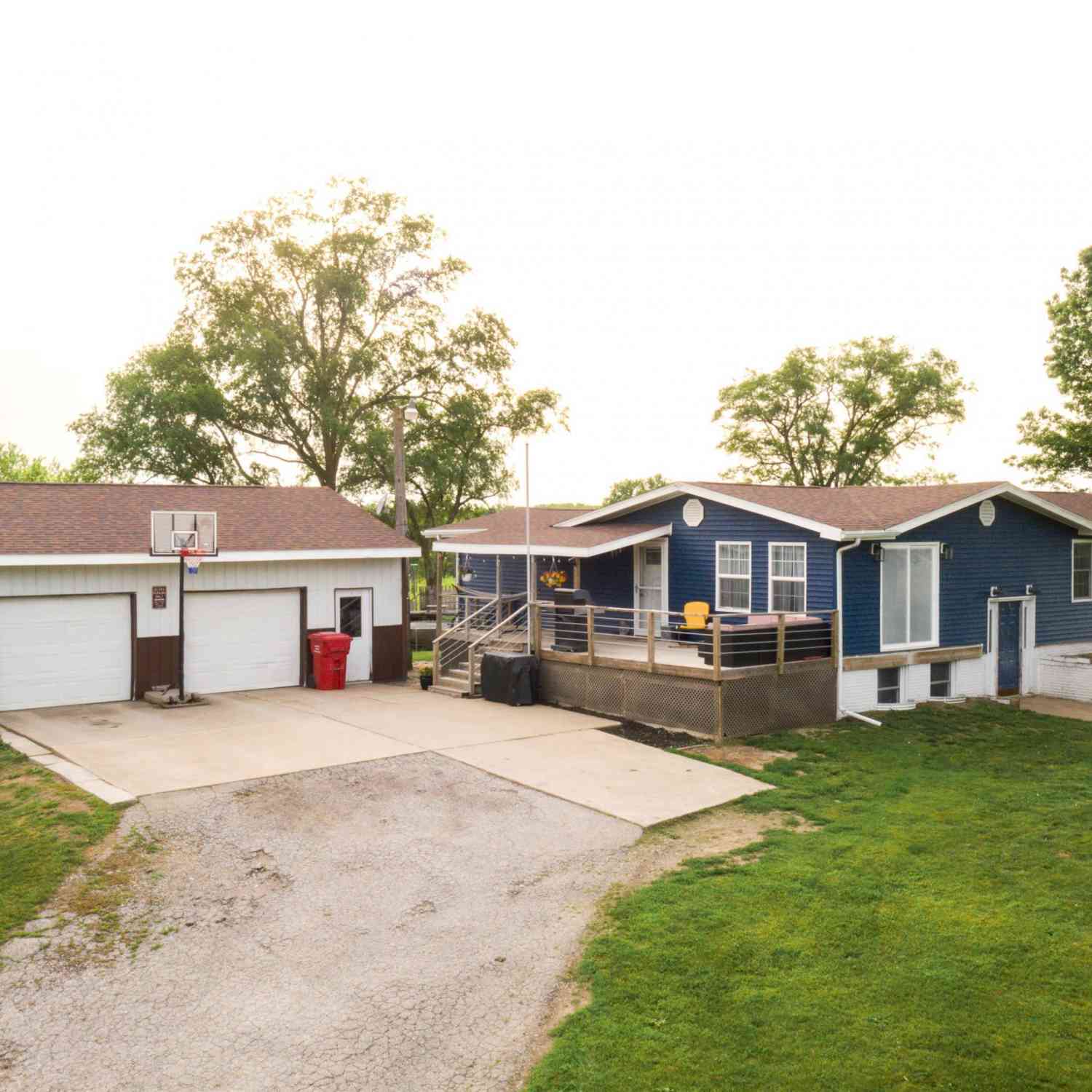 Homes For Sale - 46887 235th Trail<br/> Lucas County, Chariton, IA 50049