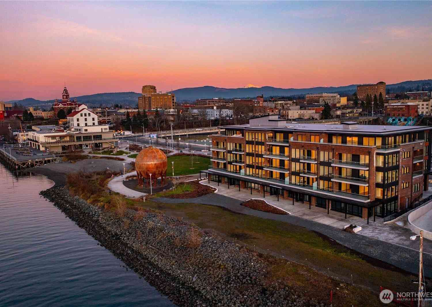Condo For Sale - 1025 Granary Avenue #407<br/> Whatcom County, Bellingham, WA 98225