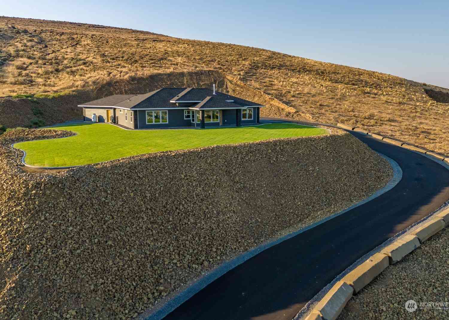 Homes For Sale - 532 Jadehurst Drive<br/> Grant County, Ephrata, WA 98823