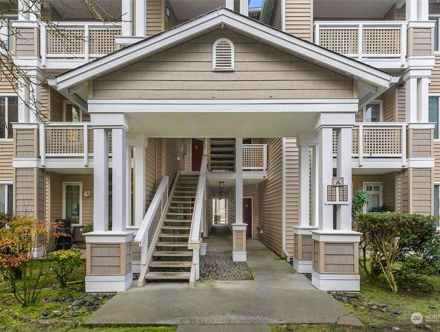 12012 NE 204th Place #C203 For Sale, Bothell, WA 98011 Condo | ByOwner