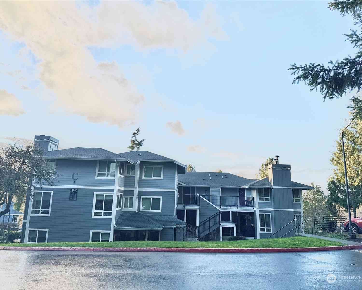 12012 NE 204th Place #C203 For Sale, Bothell, WA 98011 Condo | ByOwner