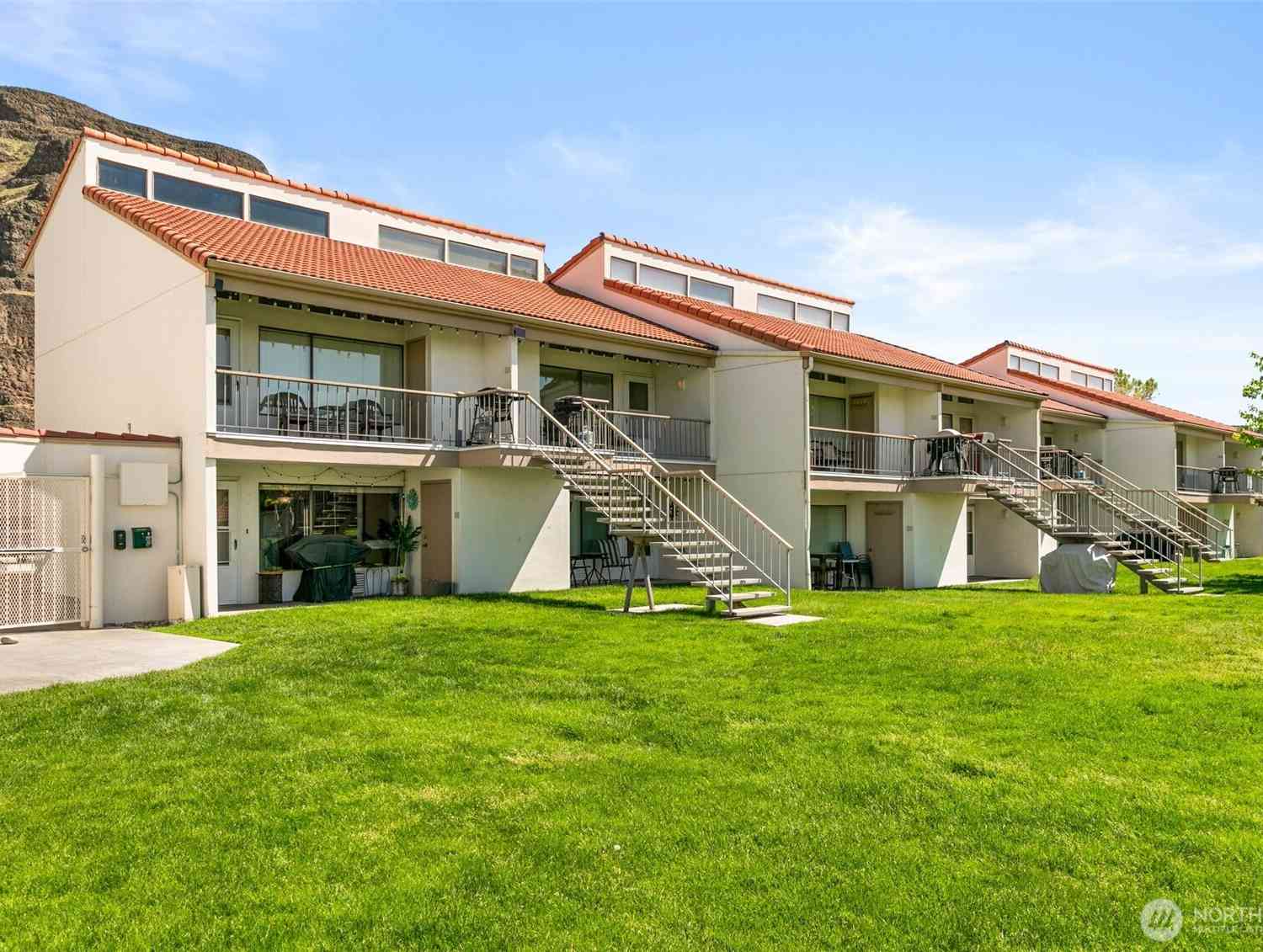 Condo For Sale - 8903 Crescent Bar Road #101<br/> Quincy, WA 98848