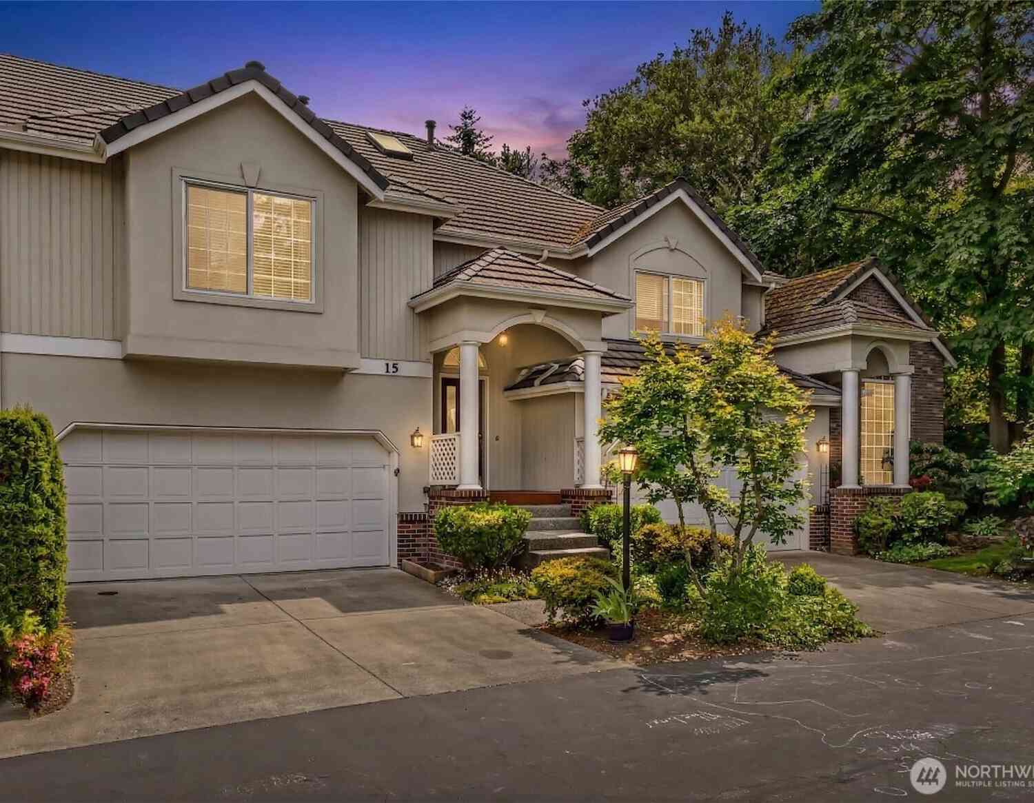 Condo For Sale - 8221 53rd Avenue #15C<br/> Mukilteo, WA 98275
