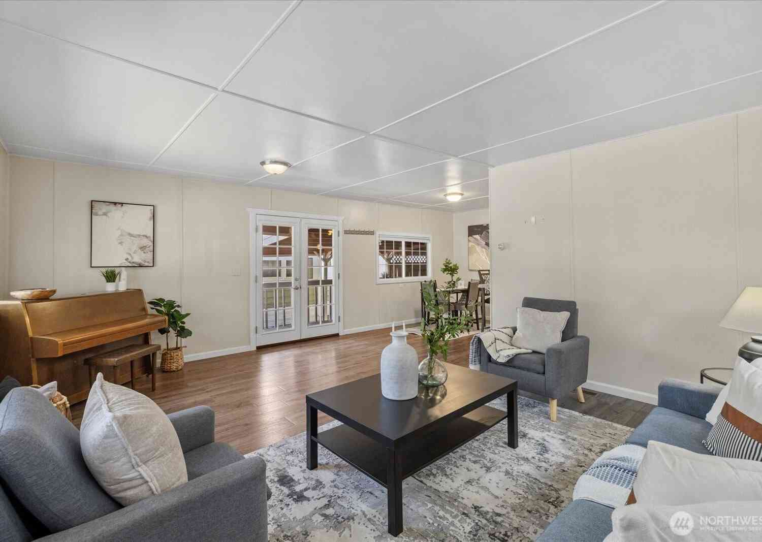 Mobile Home For Sale - 7301 NE 175th Street #112<br/> Kenmore, WA 98028