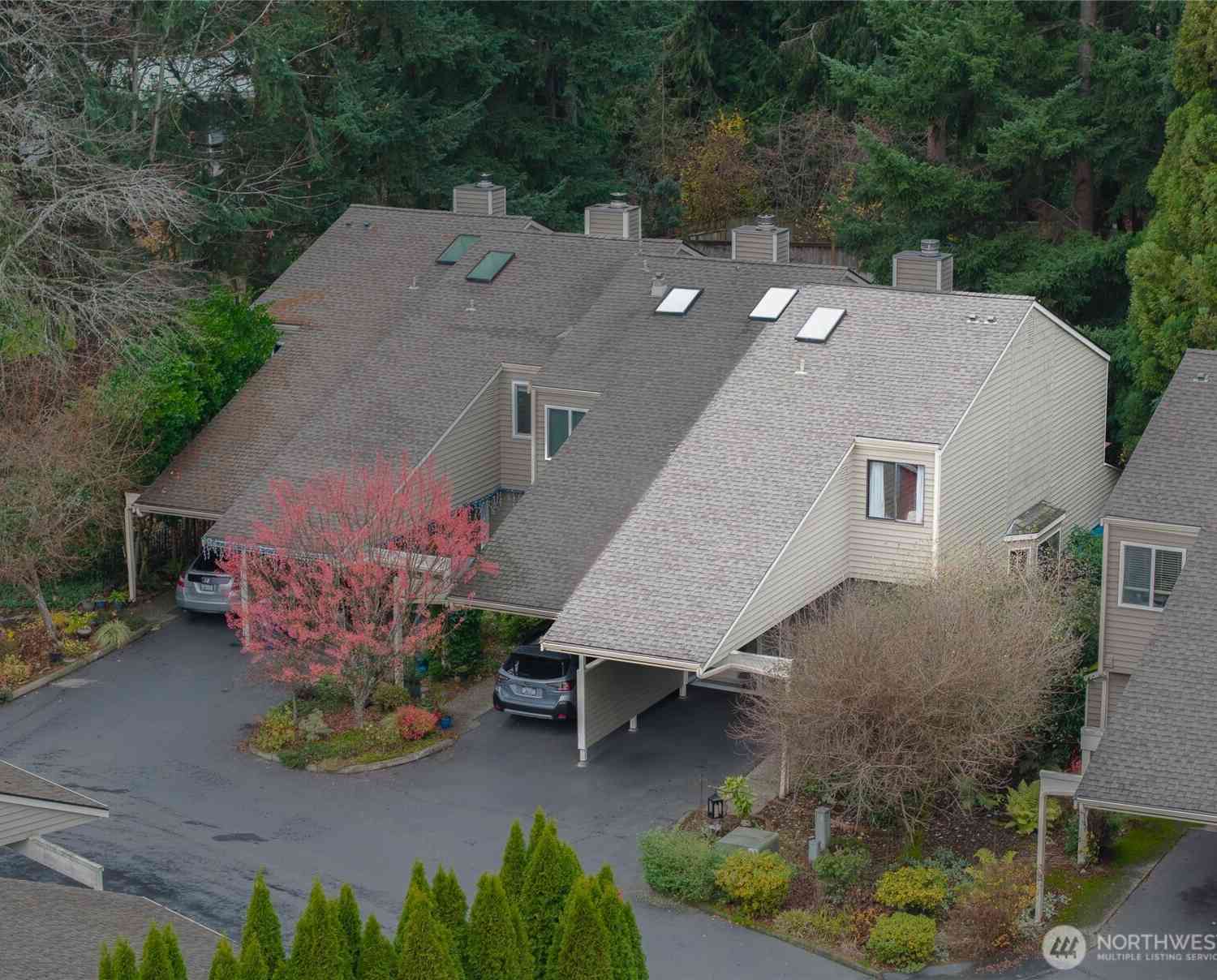 Homes For Sale - 9606 NE 121st Lane<br/> Kirkland, WA 98034