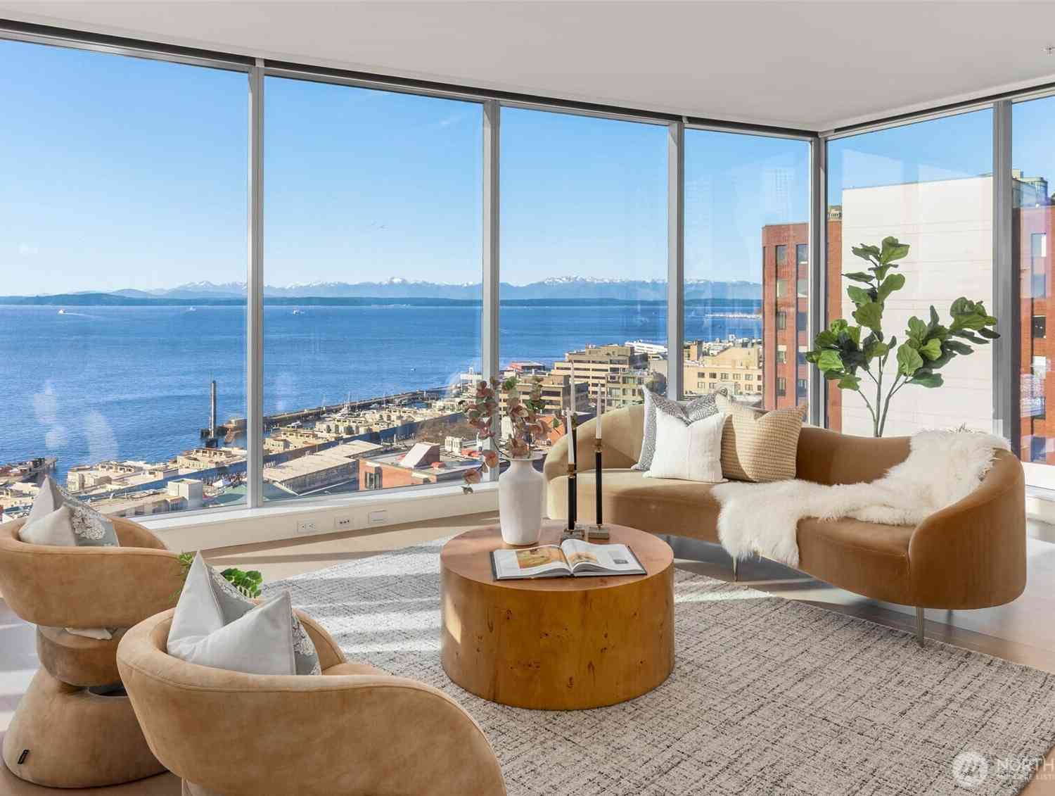 Condo For Sale - 1521 2nd Avenue #1400<br/> Seattle, WA 98101