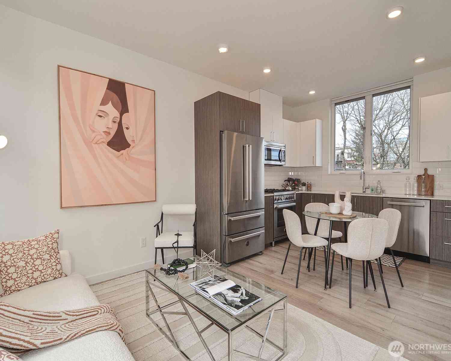 Condo For Sale - 6539 4th Avenue #B<br/> Seattle, WA 98115