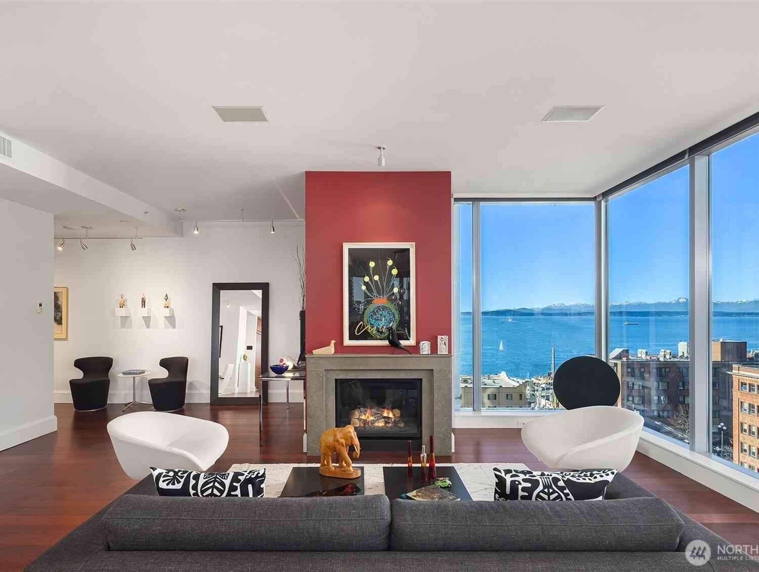 Condo For Sale - 1521 2nd Avenue #1001<br/> Seattle, WA 98101