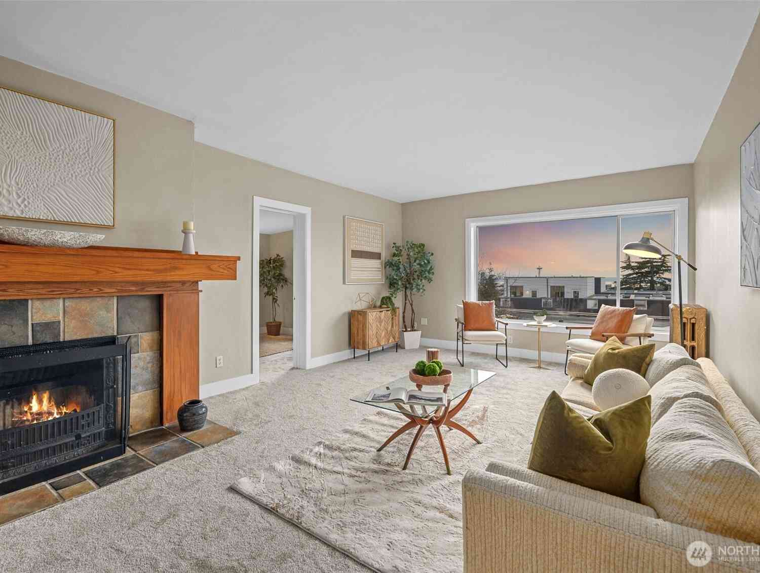 Condo For Sale - 630 13th Avenue #3<br/> Seattle, WA 98102