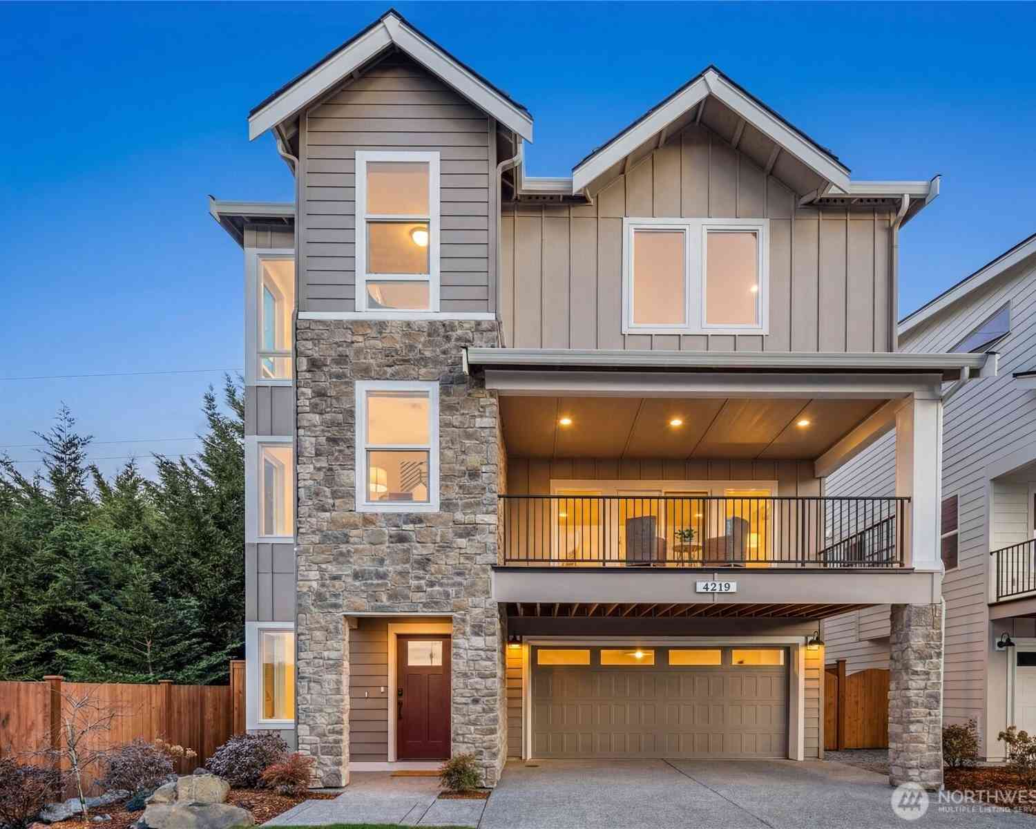 Condo For Sale - 4219 220th Place<br/> Bothell, WA 98021