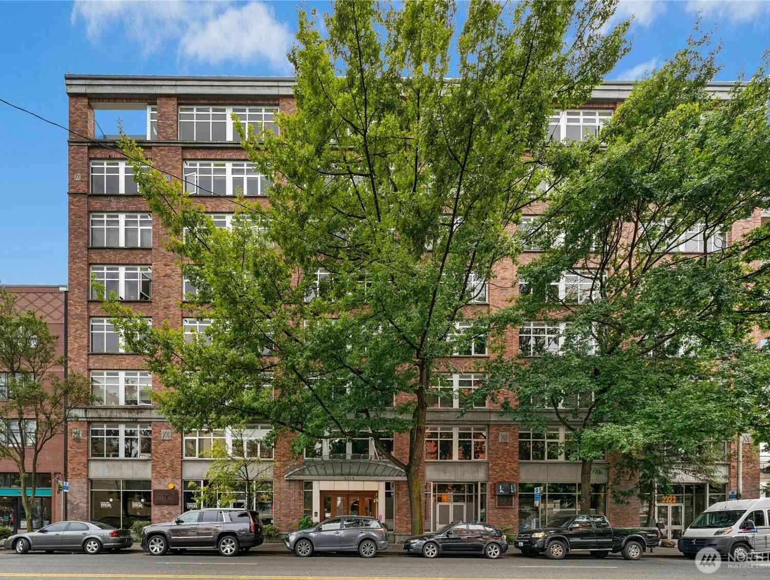 Condo For Sale - 2319 1st Avenue #503<br/> Seattle, WA 98121