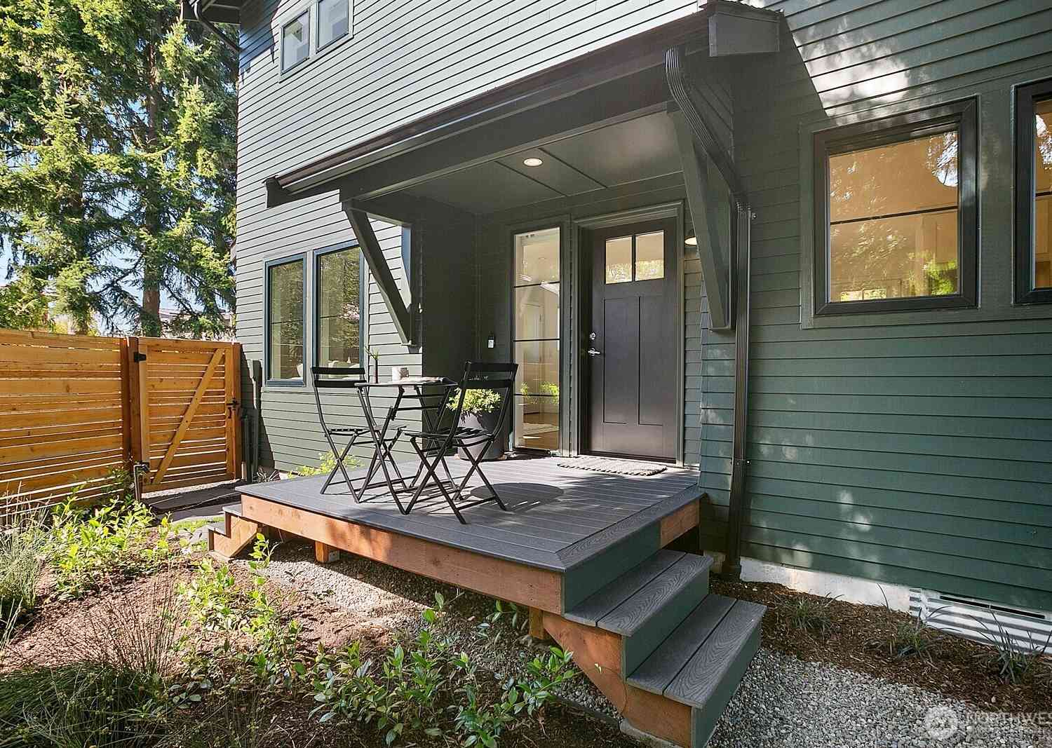 Condo For Sale - 10421 41st Avenue #B<br/> Seattle, WA 98146