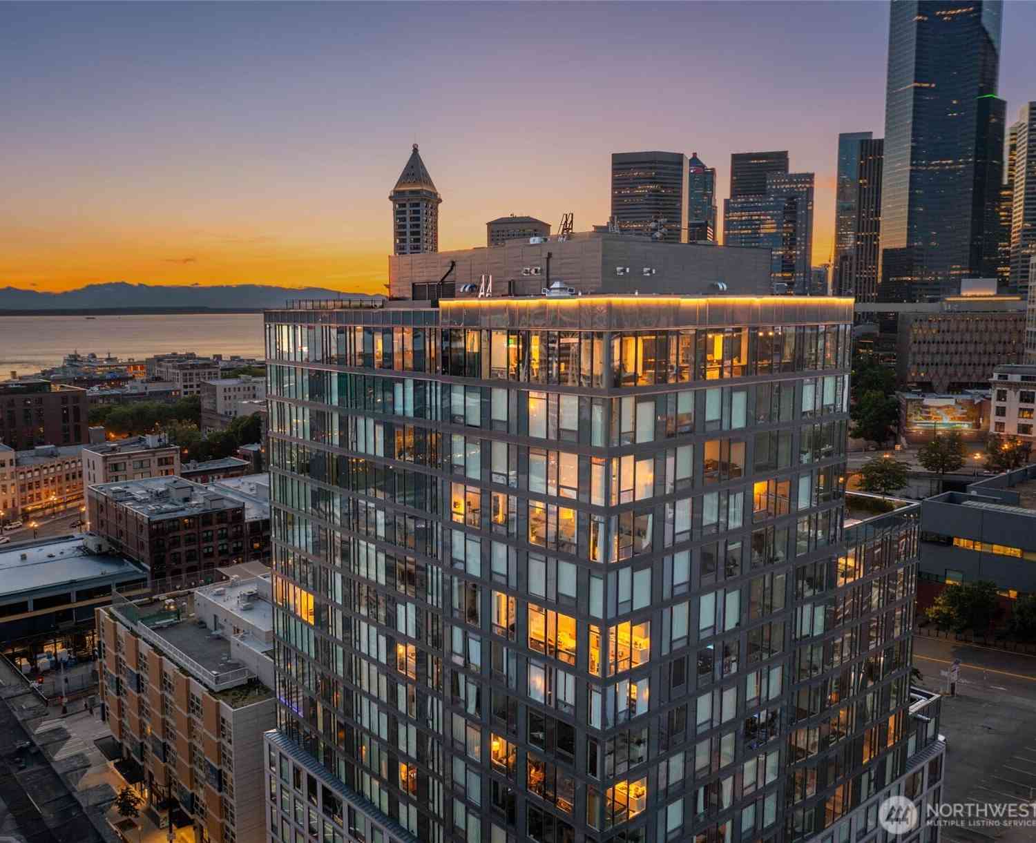 Condo For Sale - 450 S Main Street #1006<br/> Seattle, WA 98104