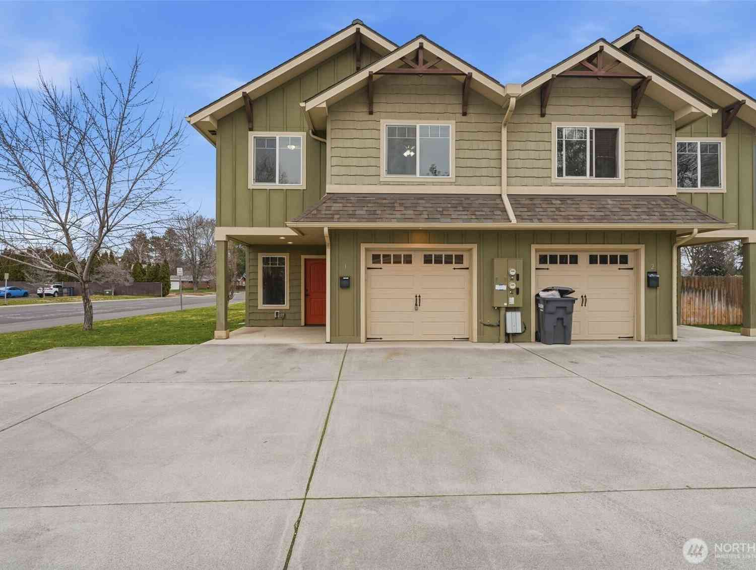 Multifamily For Sale - 226 E Whitman Drive<br/> College Place, WA 99324