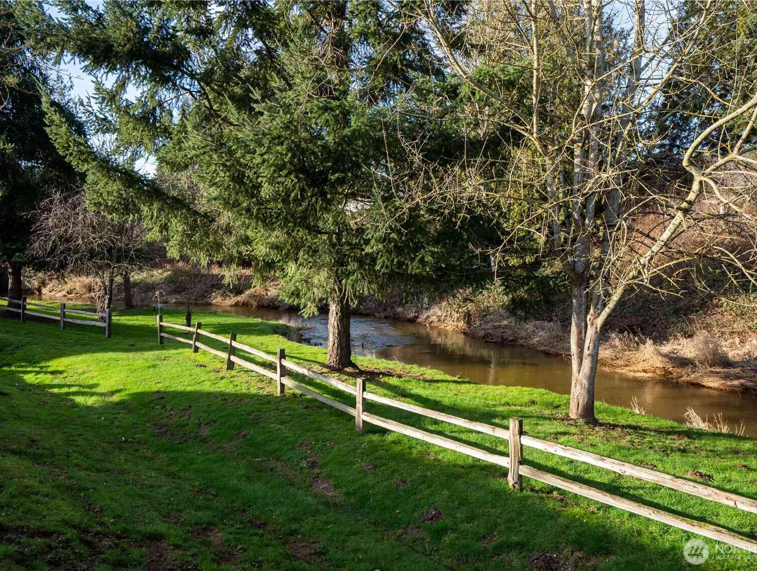 Condo For Sale - 1656 Liberty Street #101<br/> Whatcom County, Lynden, WA 98264
