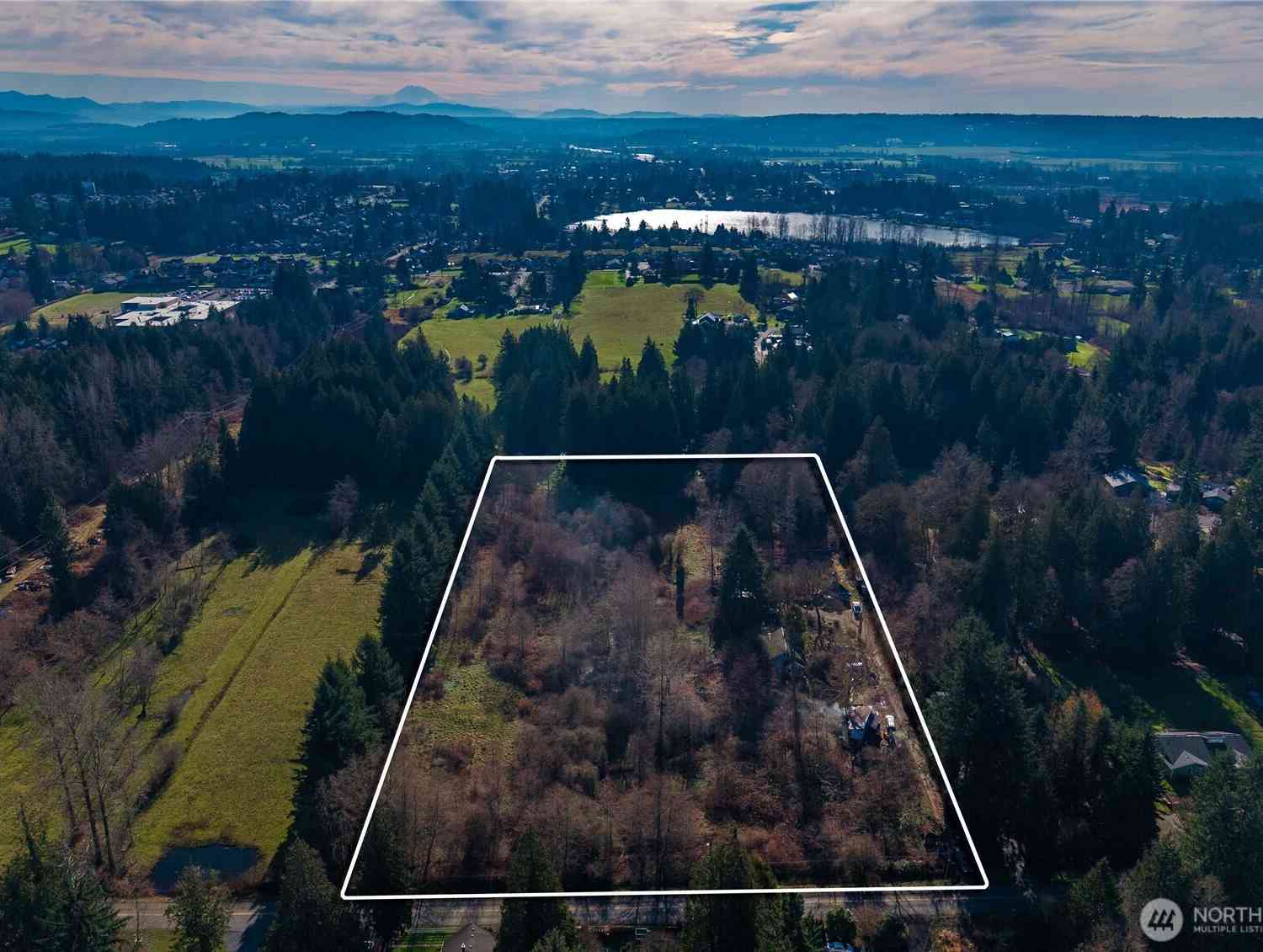 Homes For Sale - 10330 56th St Se<br/> Snohomish, WA 98290