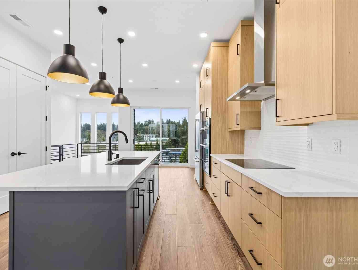 Condo For Sale - 18805 99th Court #D<br/> Bothell, WA 98011