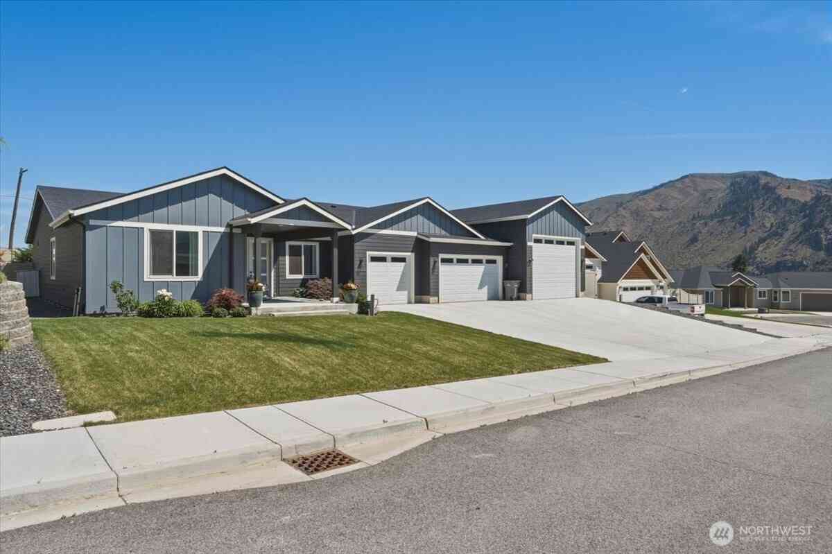 Homes For Sale - 15008 Allison Place<br/> Chelan County, Entiat, WA 98822