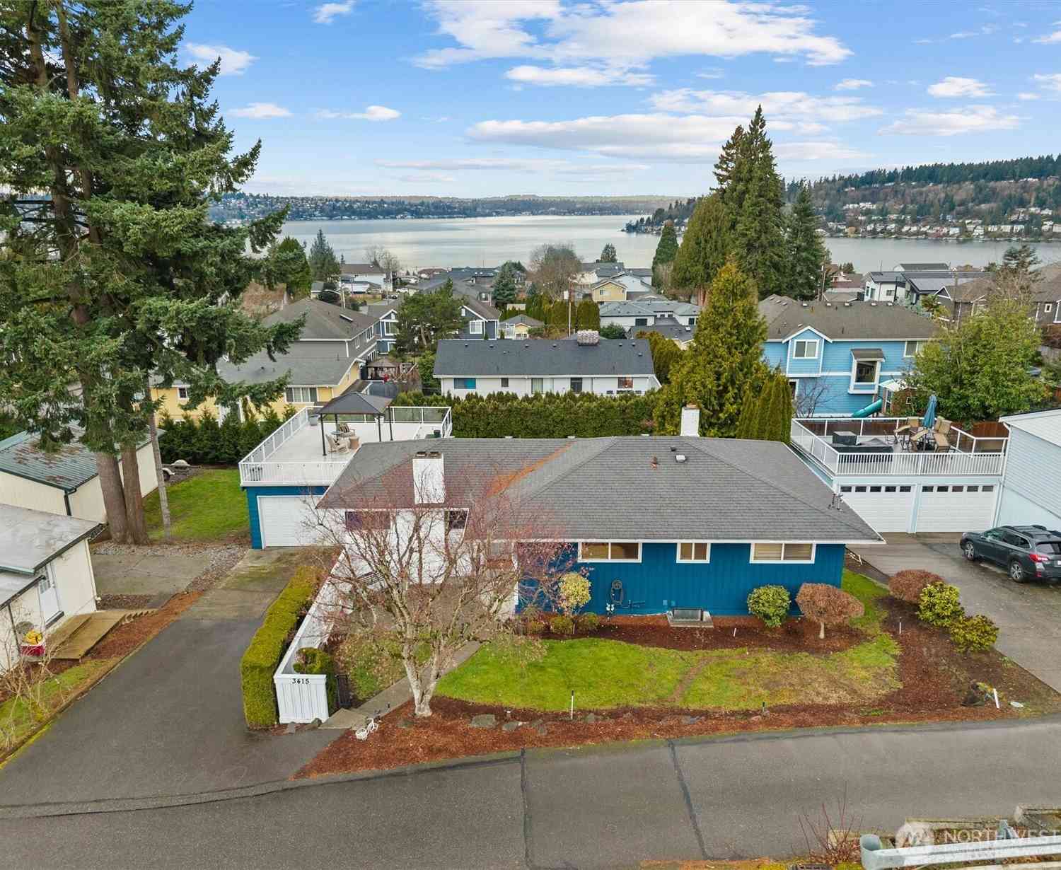 Homes For Sale - 3415 N Garden Avenue<br/> Renton, WA 98056