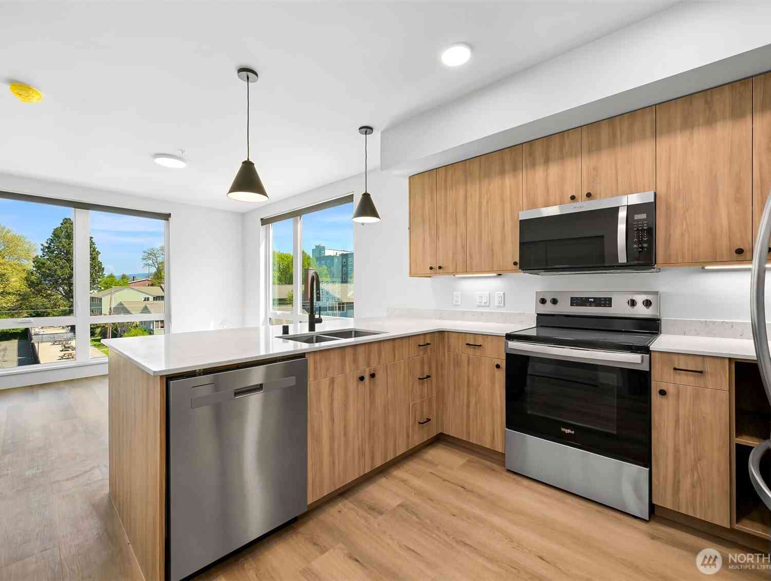 Condo For Sale - 820 N State Street #520<br/> Whatcom County, Bellingham, WA 98225