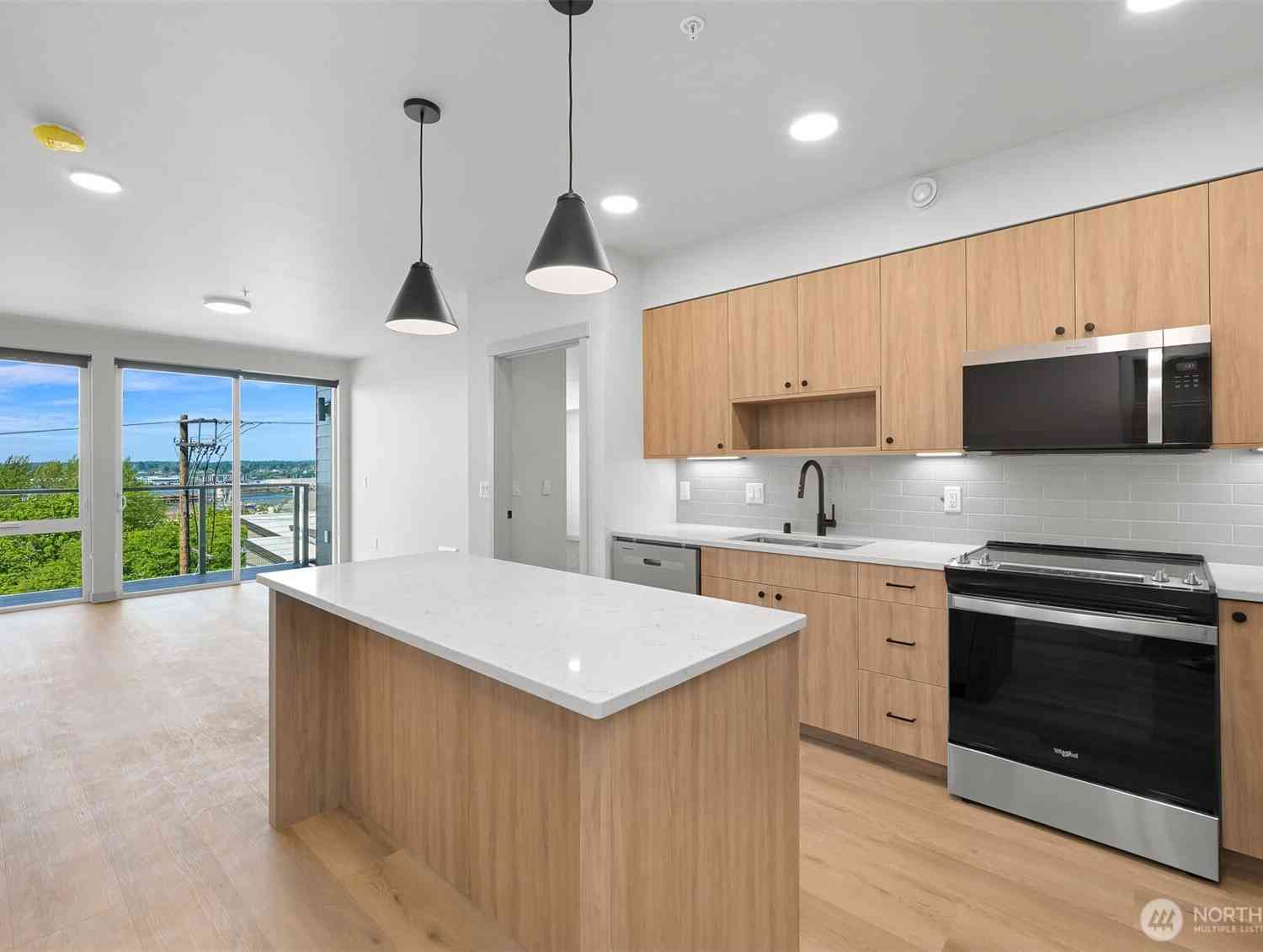 Condo For Sale - 820 N State Street #513<br/> Whatcom County, Bellingham, WA 98225