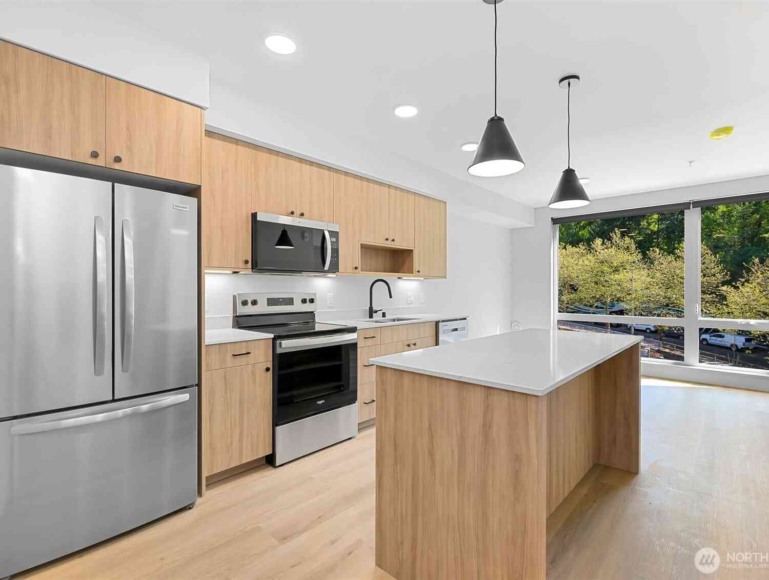 Condo For Sale - 820 N State Street #505<br/> Whatcom County, Bellingham, WA 98225