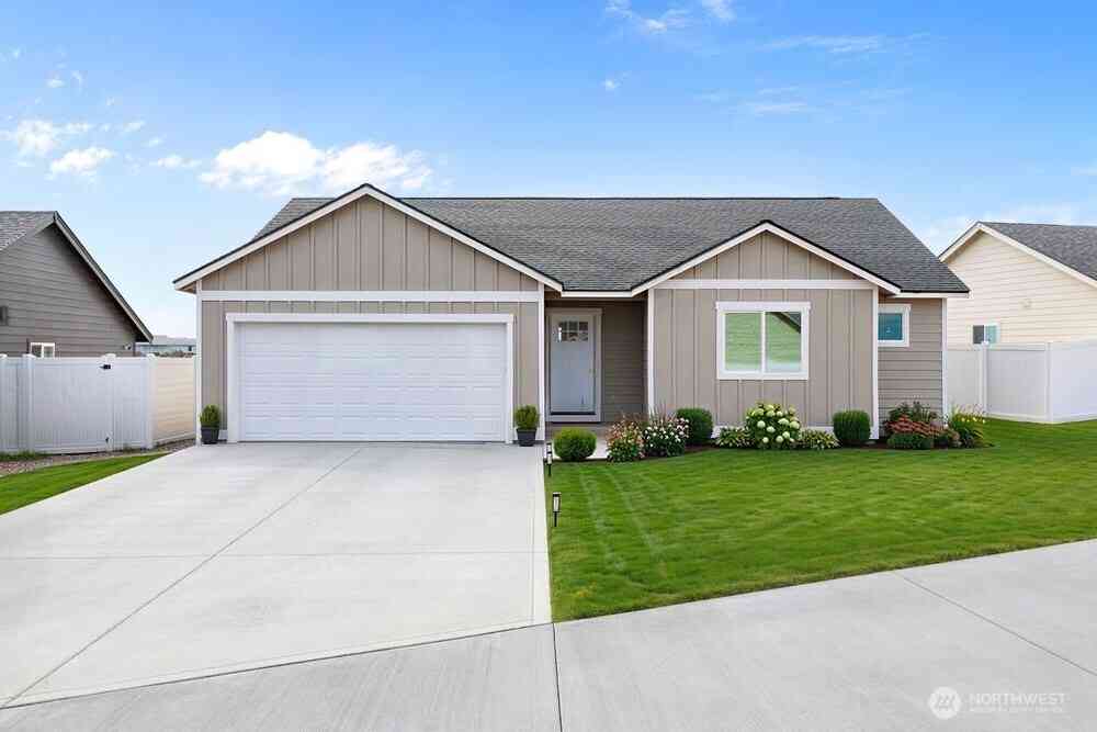 Homes For Sale - 257 Parkside Pl<br/> Grant County, Ephrata, WA 98823