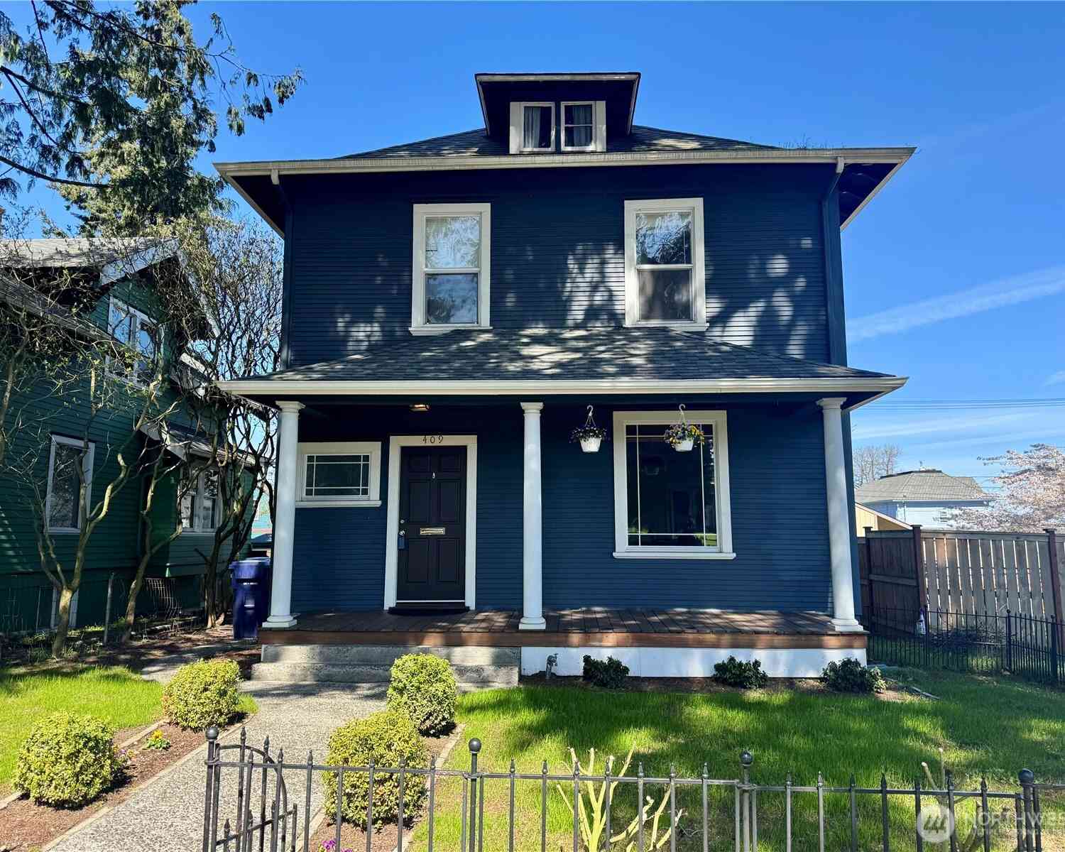 Homes For Sale - 409 S 34th Street<br/> Tacoma, WA 98418