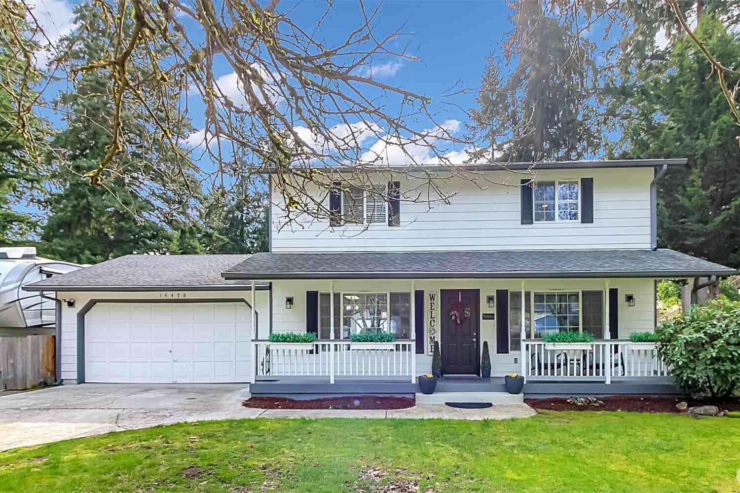 Homes For Sale - 15428 Westshore Drive<br/> Thurston County, Yelm, WA 98597