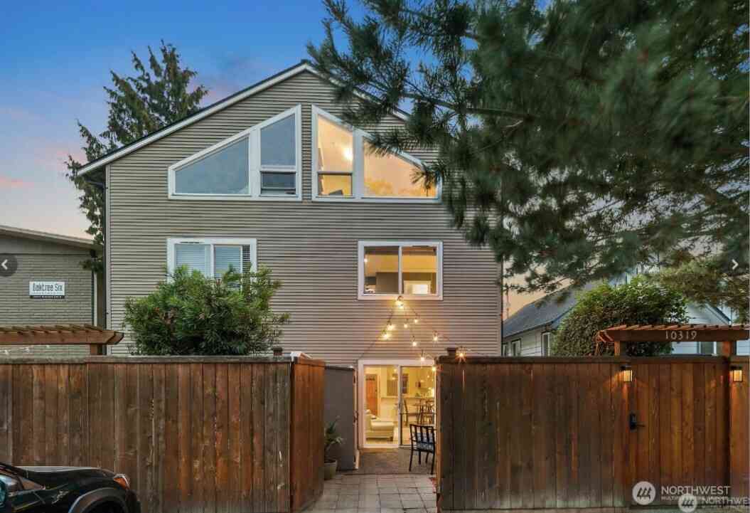 Homes For Sale - 10319 Midvale Avenue #A<br/> Seattle, WA 98133