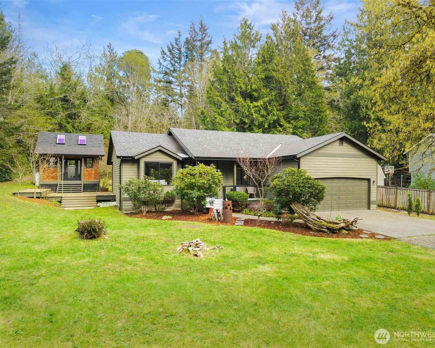 Homes For Sale - 17028 Suquamish Way<br/> Suquamish, WA 98392