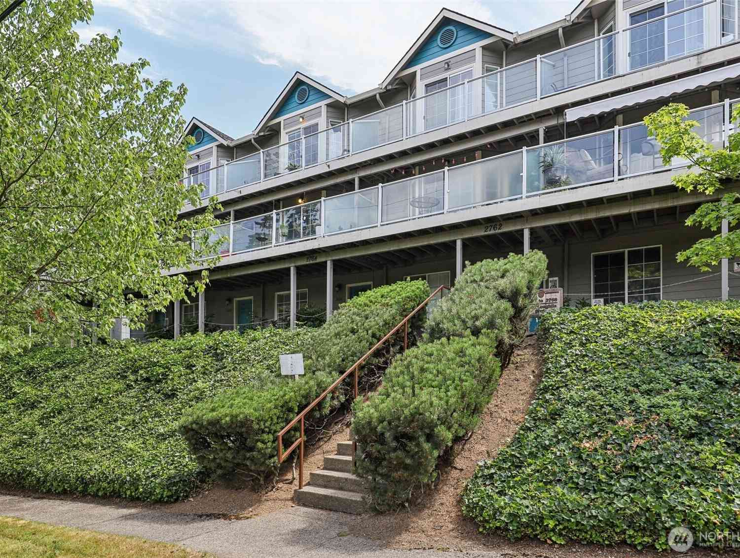 Condo For Sale - 2764 E Mcloughlin Boulevard<br/> Vancouver, WA 98661