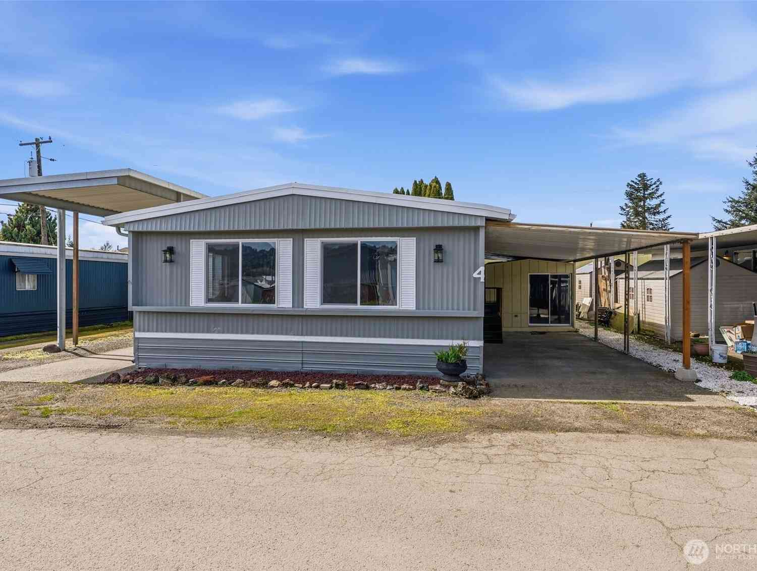 Mobile Home For Sale - 507 Colorado Street #4<br/> Kelso, WA 98626
