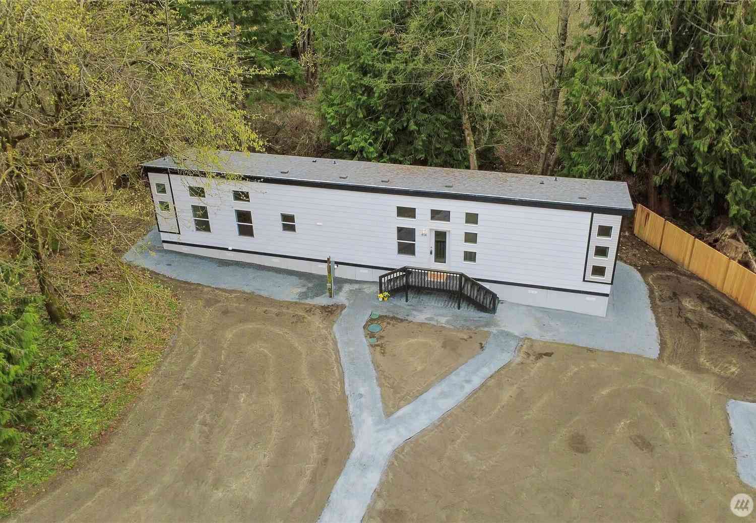 Mobile Home For Sale - 414 292nd Street<br/> Roy, WA 98580