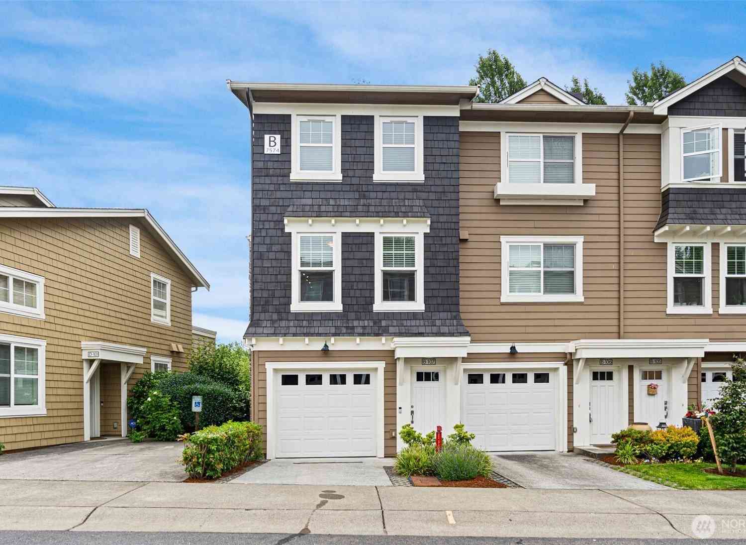Condo For Sale - 7574 129th Place #B107<br/> Newcastle, WA 98056