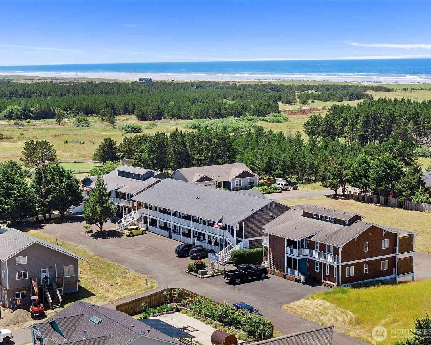 Condo For Sale - 1411 Ager Drive #304<br/> Long Beach, WA 98631