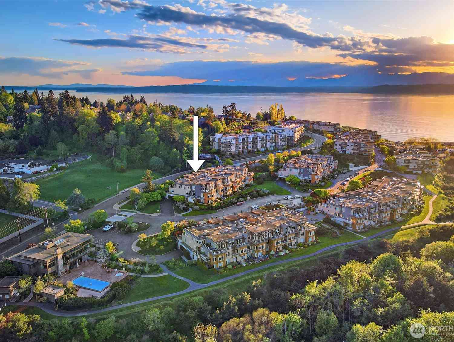Condo For Sale - 75 Pine Street #212<br/> Edmonds, WA 98020