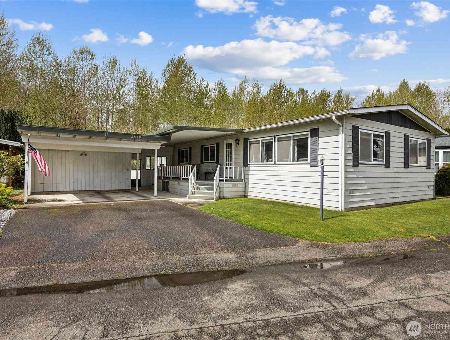 Mobile Home For Sale - 2828 34th Avenue Ct #61<br/> Tacoma, WA 98443