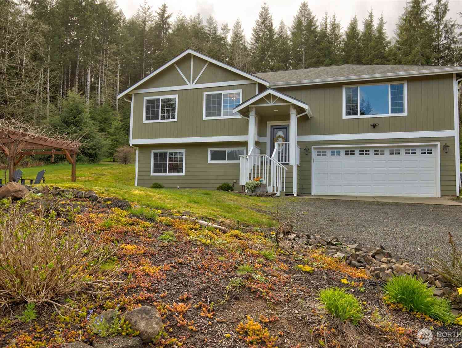 Homes For Sale - 784 Us Hwy 101<br/> Cosmopolis, WA 98537