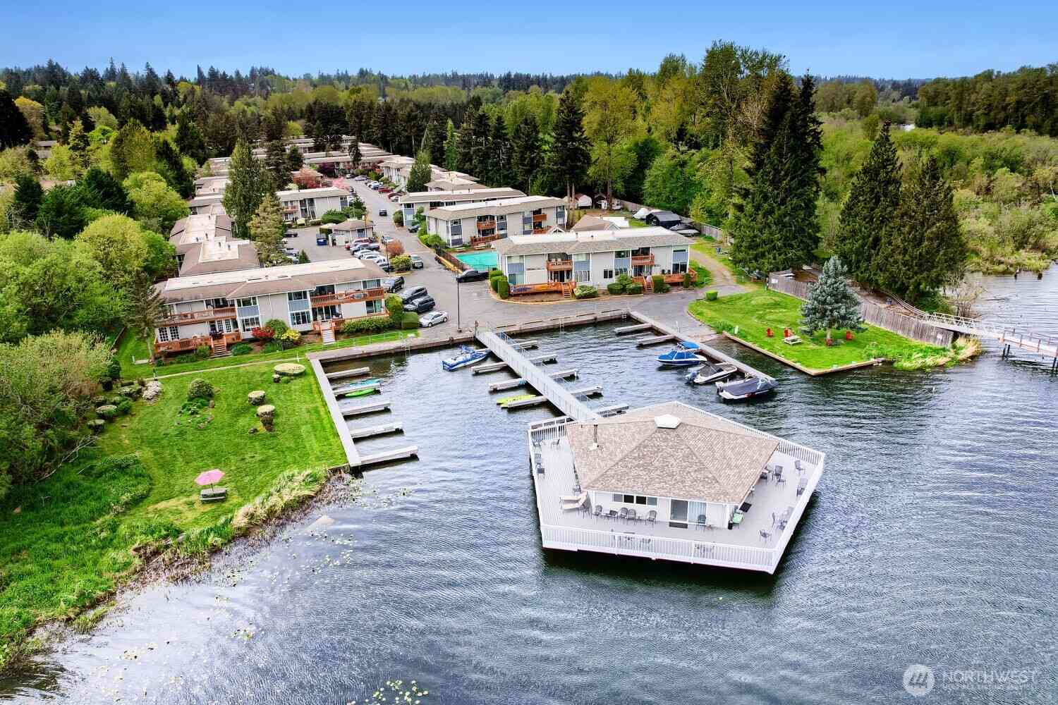 Condo For Sale - 17208 NE 45th Street #66<br/> Redmond, WA 98052