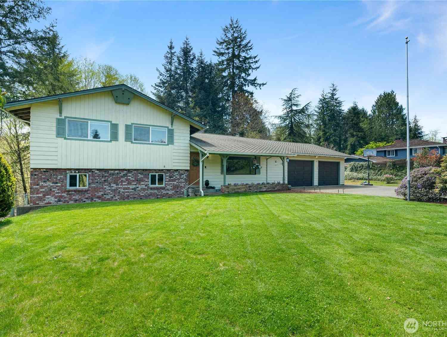 Homes For Sale - 516 Lucky Lane<br/> Aberdeen, WA 98520