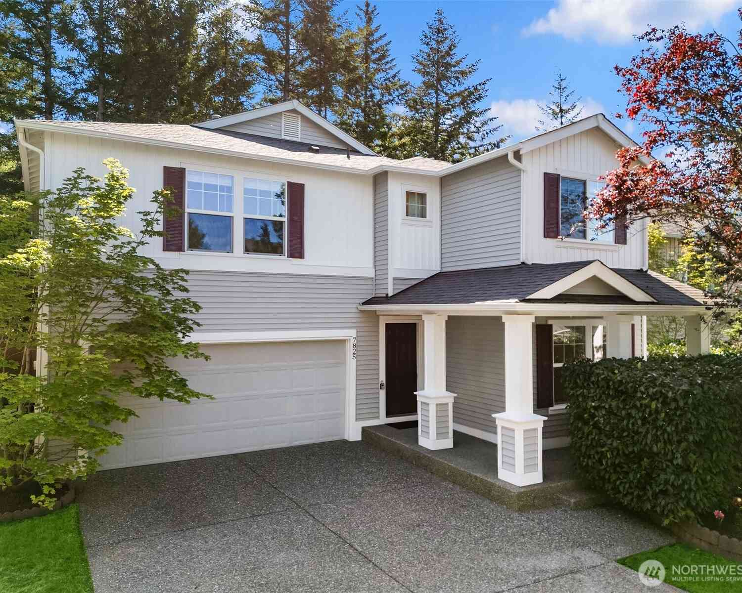 Homes For Sale - 7825 Cortland Ave Se<br/> Snoqualmie, WA 98065