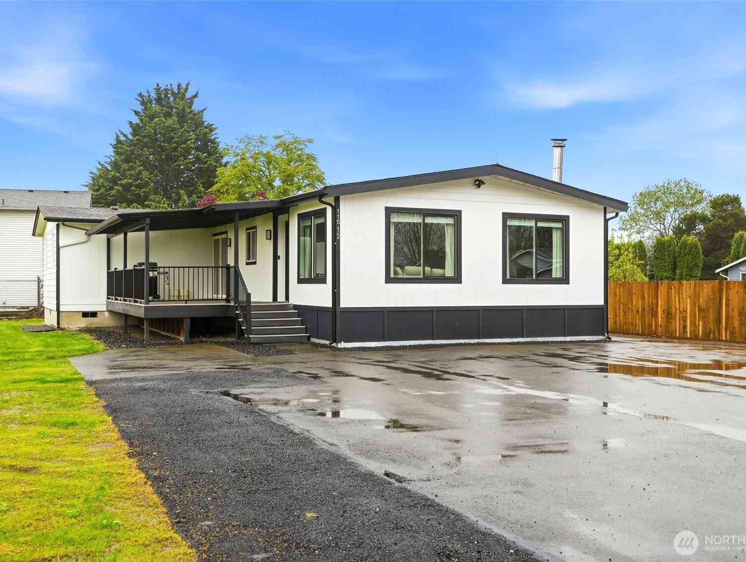 Mobile Home For Sale - 115 1/2 3rd Avenue<br/> Pacific, WA 98047